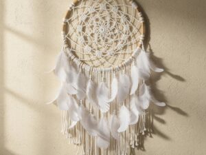 Attrape-rêves géant blanc plumes 60 cm